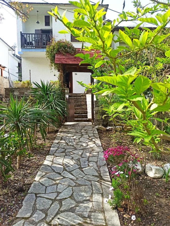Flower House Chorefton Dış mekan fotoğraf